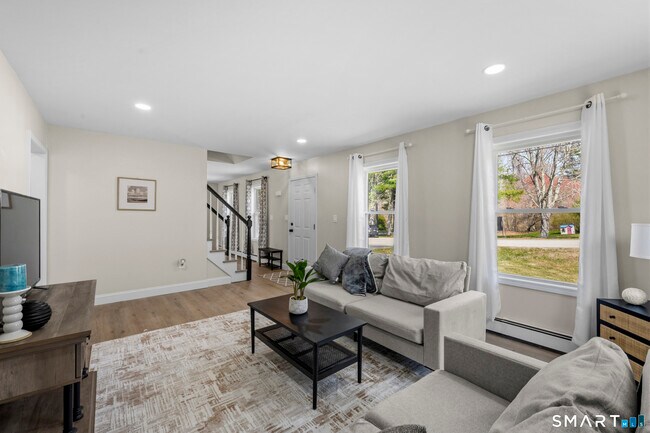 Building Photo - 3 Kenyon Rd