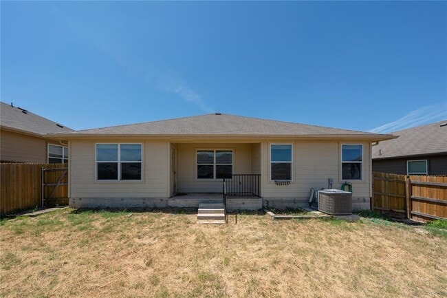 Building Photo - 414 Pentire Way