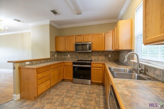 Building Photo - 1500 Brightside Dr