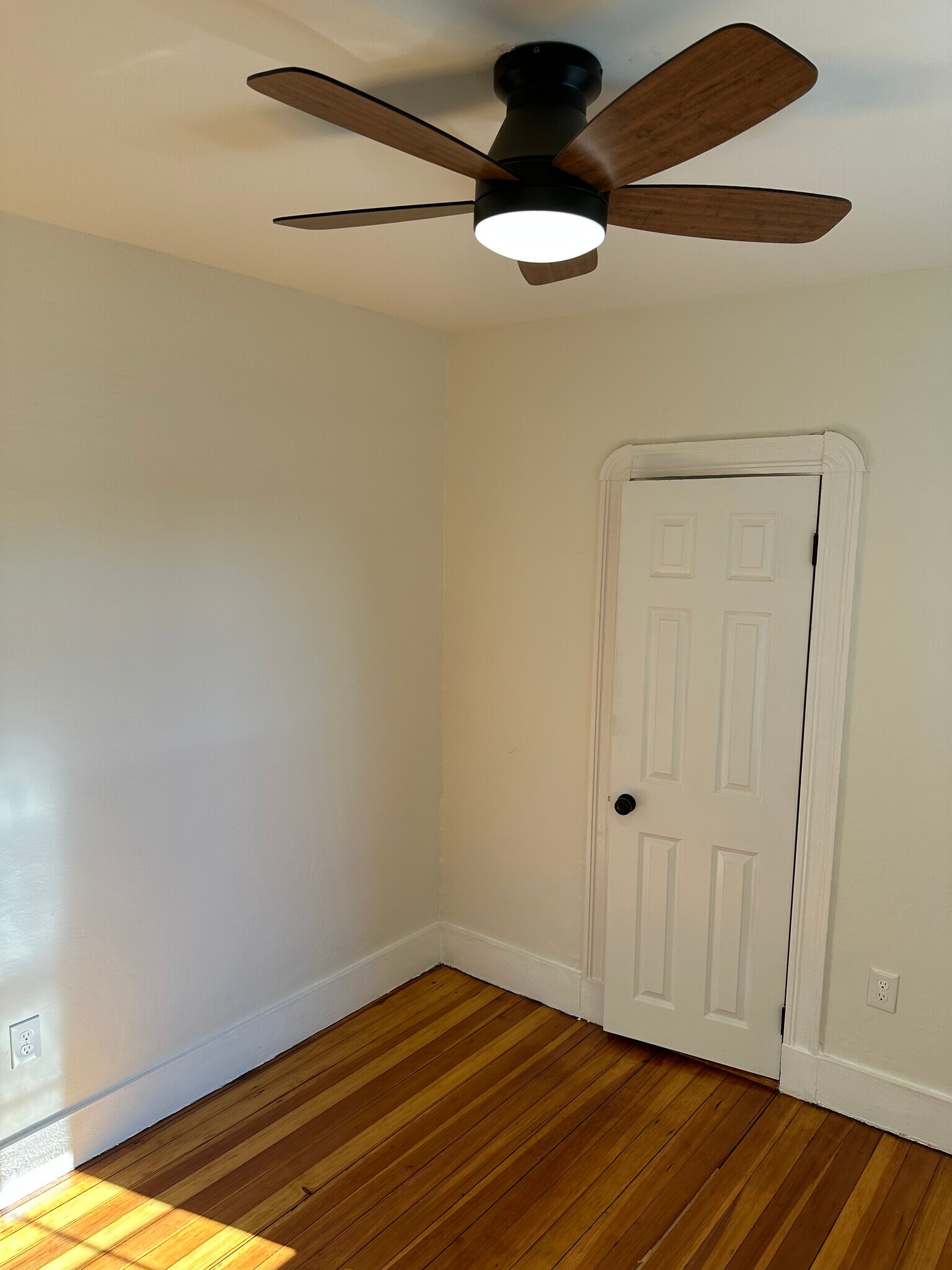 Building Photo - 262 Revere Beach Pky