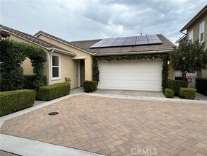 Building Photo - 31 Garcilla Dr