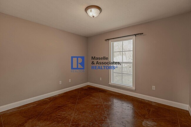 Building Photo - 3 Bed / 2 Bath home in Harvey Crossing