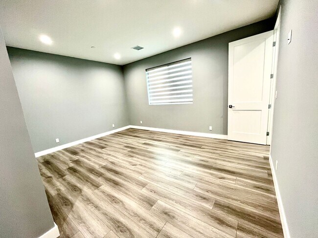 Building Photo - Newly built gated home with top of the lin...