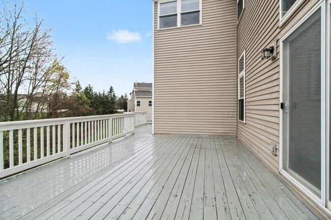 Building Photo - 1411 N Bay Dr