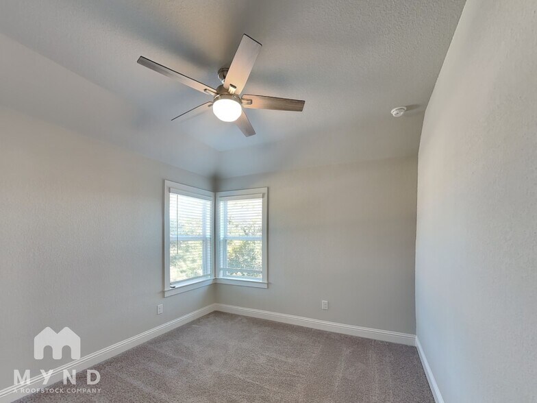 Building Photo - 2605 Sam Bass Rd