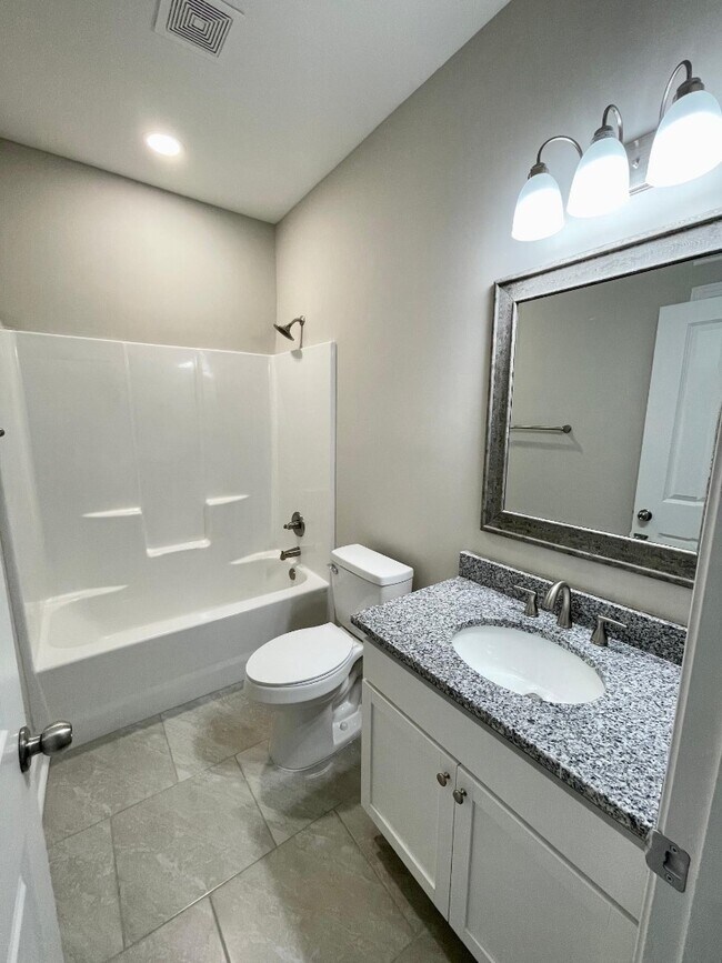 Building Photo - 3703 Saddle Rdg Dr