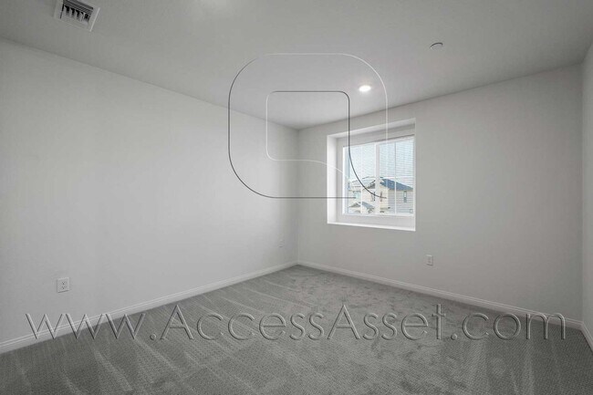 Building Photo - 4812 Sicily Dr