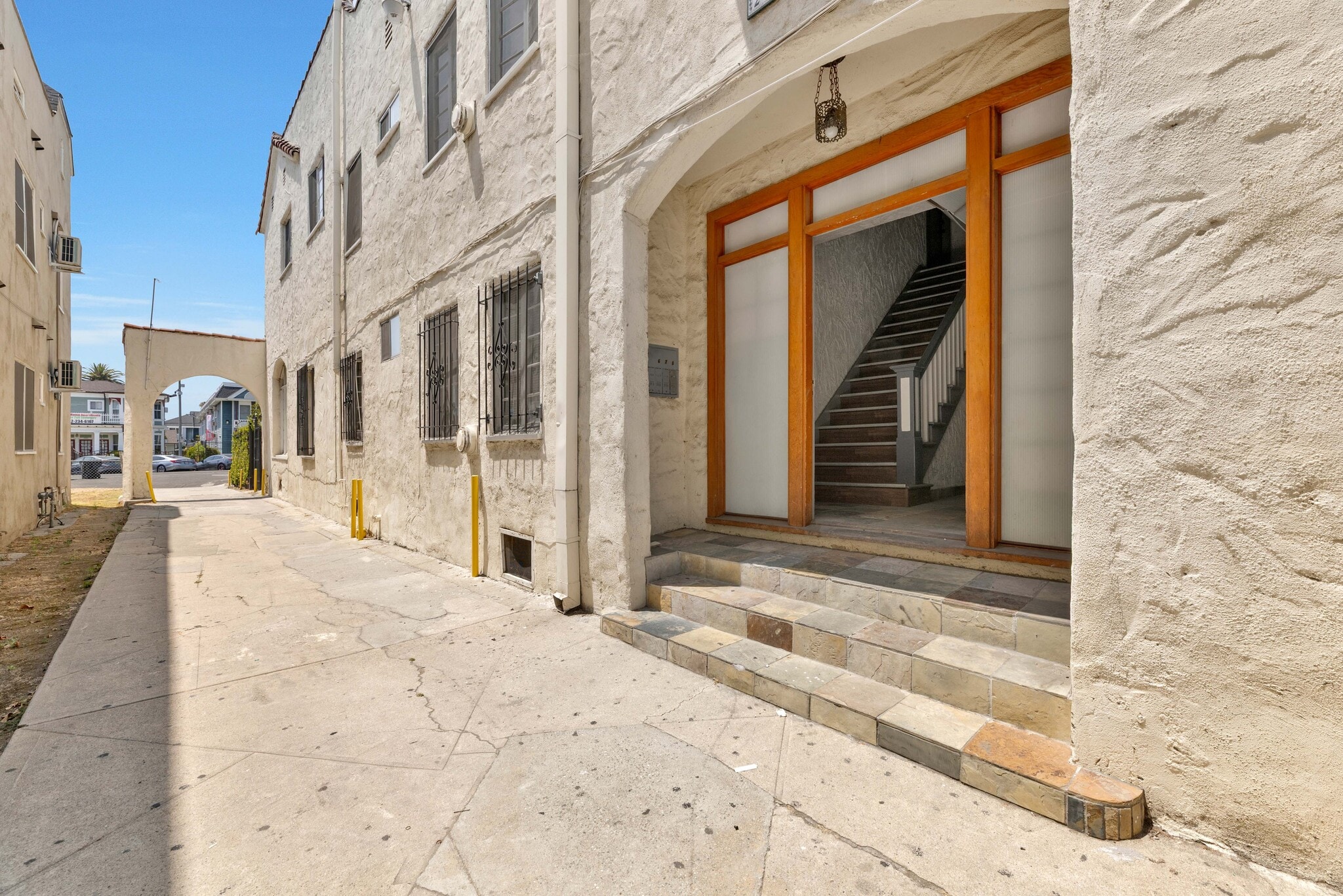 Building Photo - 2816 Ellendale Pl