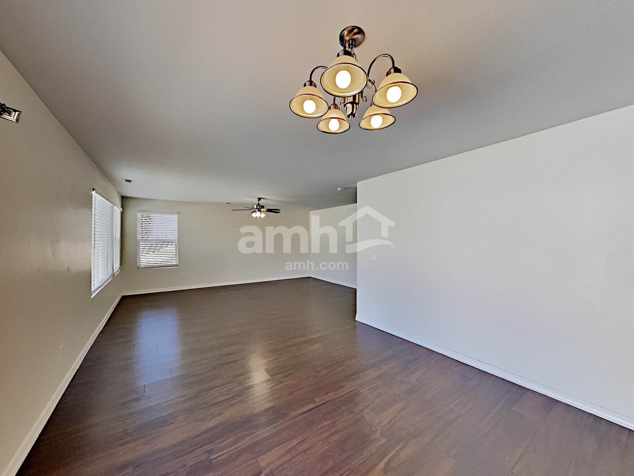 Building Photo - 1830 S 875 E