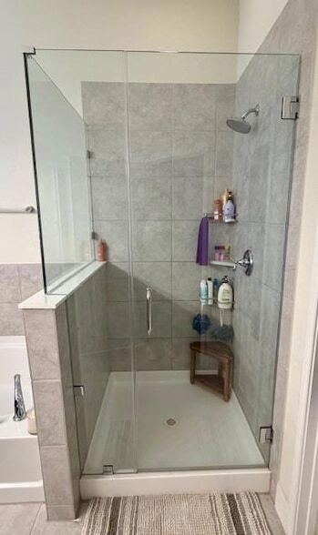 Building Photo - 1016 McCormick Cv