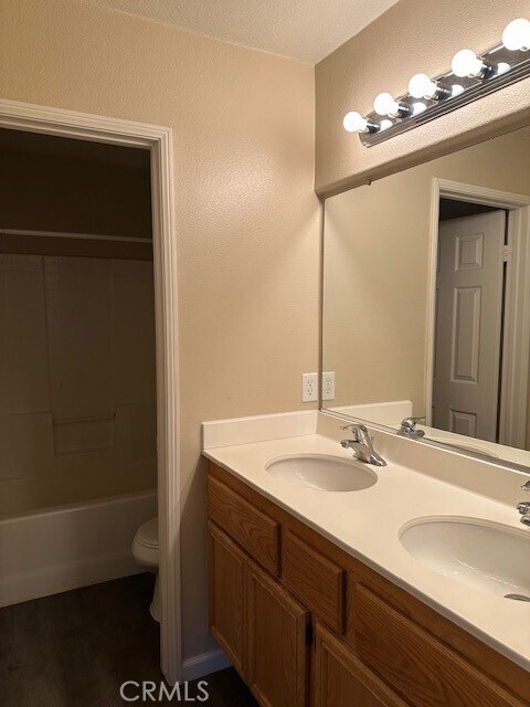 Building Photo - 12364 Freeport Dr