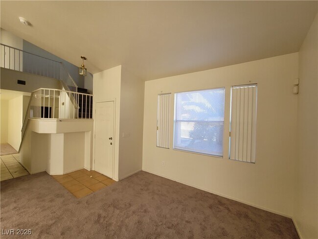 Building Photo - 25 Newburg Ave