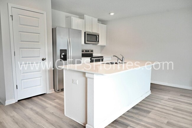 Building Photo - 429 Scarborough St