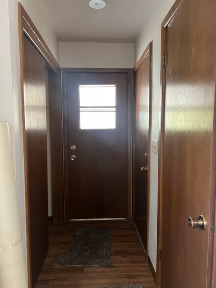 Building Photo - 1825 Ontario Dr