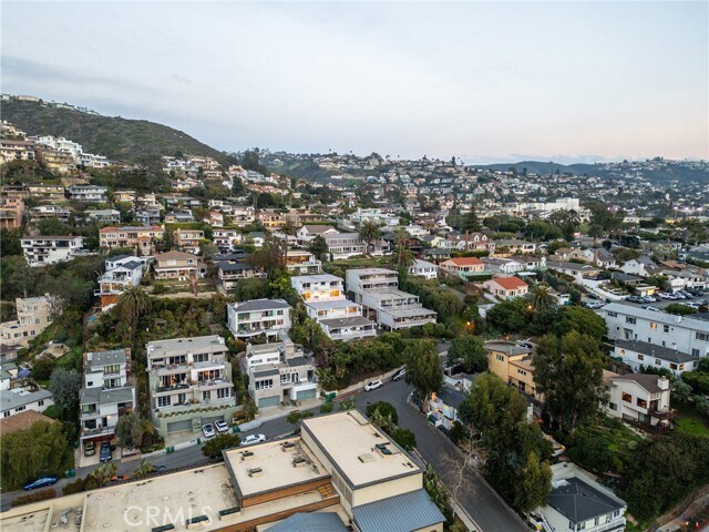 Building Photo - 400 Loma Terrace