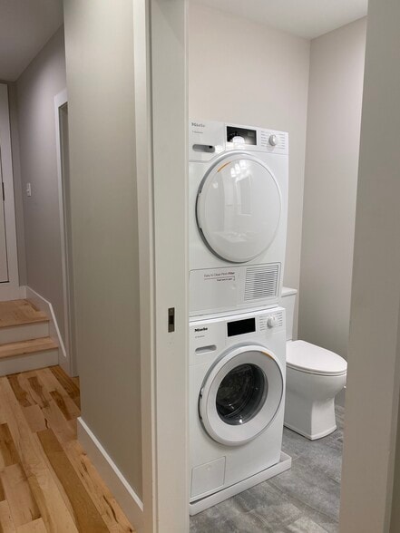 Bathroom with washer/dryer - 45 Market St