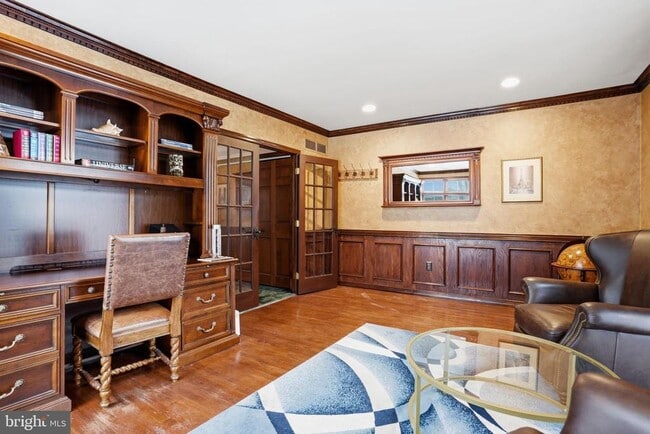 Building Photo - 244 Mathers Rd