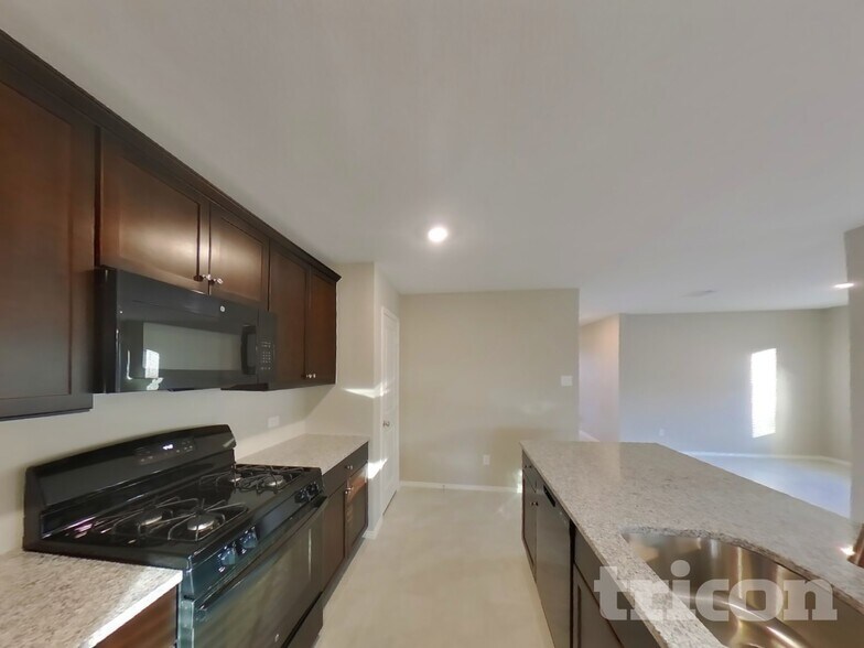 Building Photo - 1732 Clairborne Ct