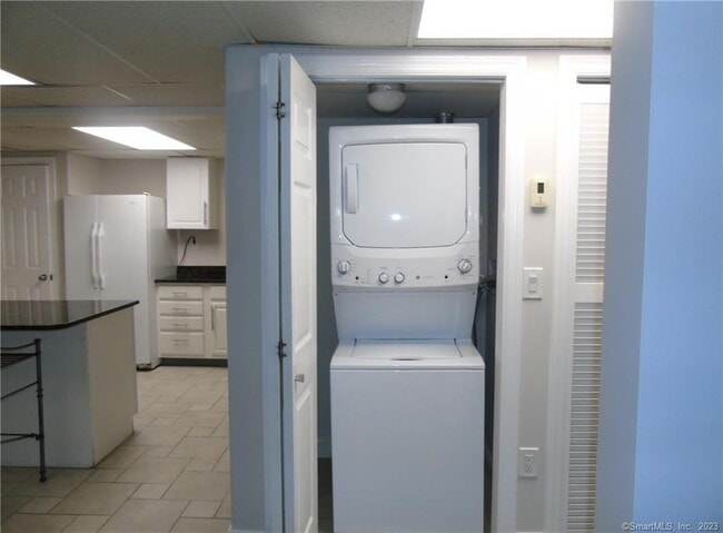 Building Photo - 14 Mayfair Pl