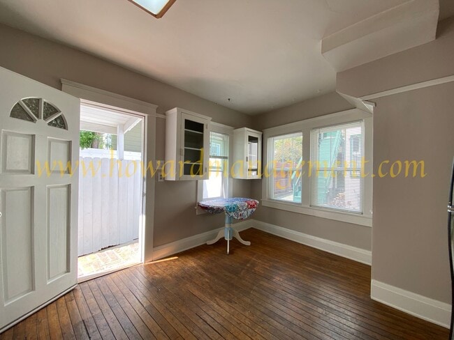 Building Photo - 00133CL