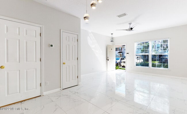 Building Photo - 3526 Twisted Tree Ln