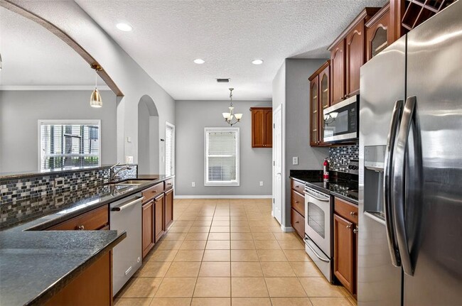 Building Photo - 12618 Weston Dr