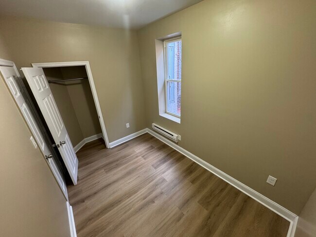 Building Photo - 2327 N 18th St