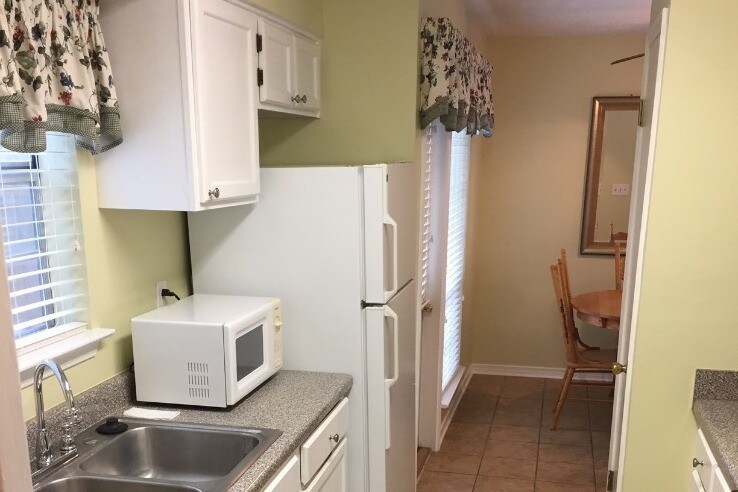 kitchen 1 - 544 Cedarwood Dr