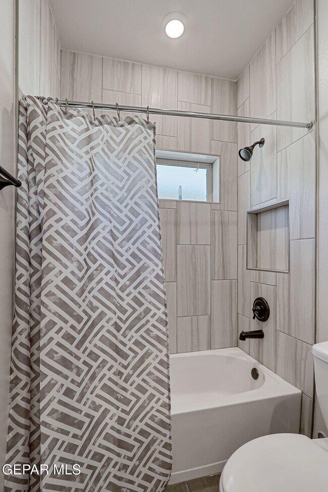 Building Photo - 3609 Bob Snead Dr