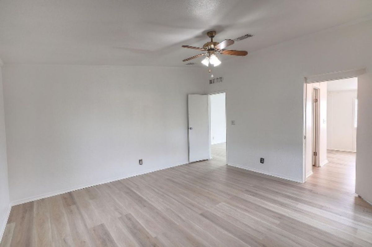 Building Photo - 132 Co Rd 247