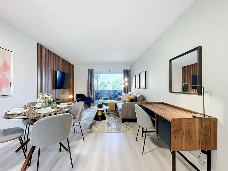 Primary Photo - 1401 SE 15th St