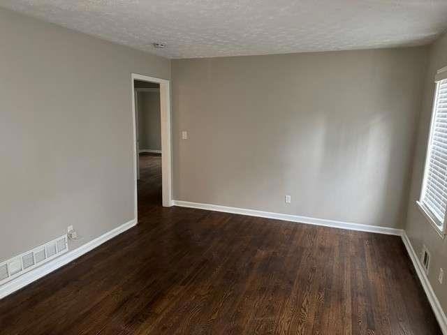 Building Photo - 1307 Lorenzo Dr SW
