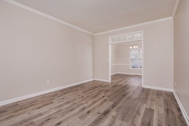 Building Photo - 5820 Waterford Landing Ct