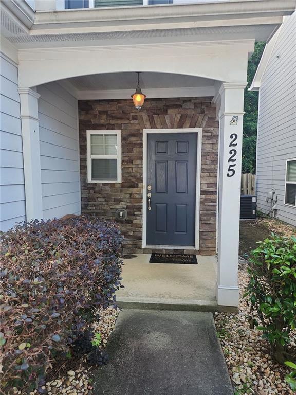 Building Photo - 225 Brookhaven Ct