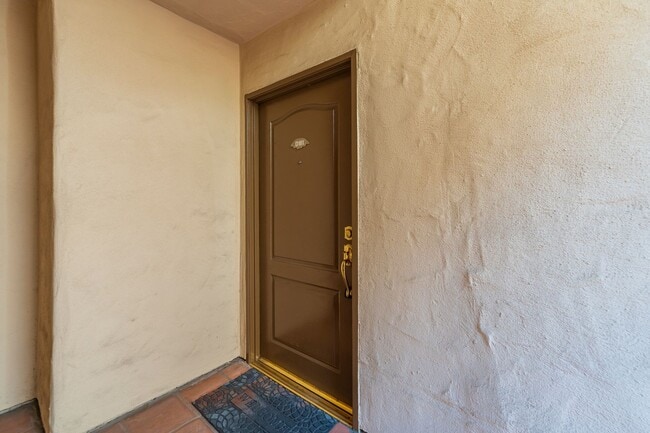 Building Photo - Beautiful Westchester Condominium Rental