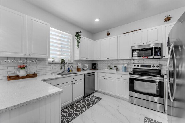 Building Photo - 15740 SW 141st St