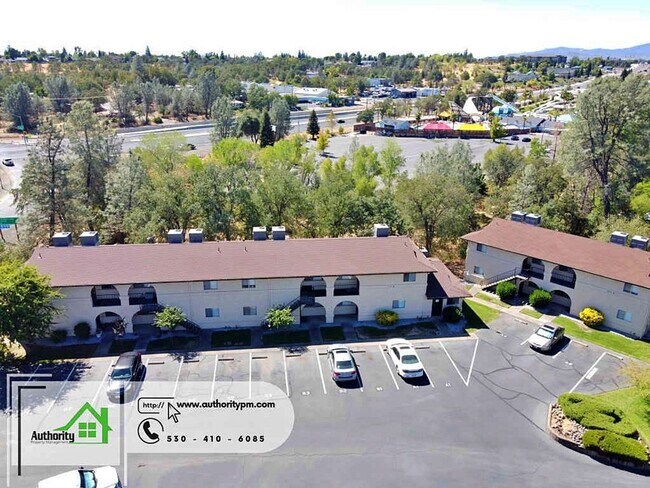 Primary Photo - 333 Boulder Creek Dr