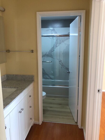 Building Photo - 3815 Harrison St