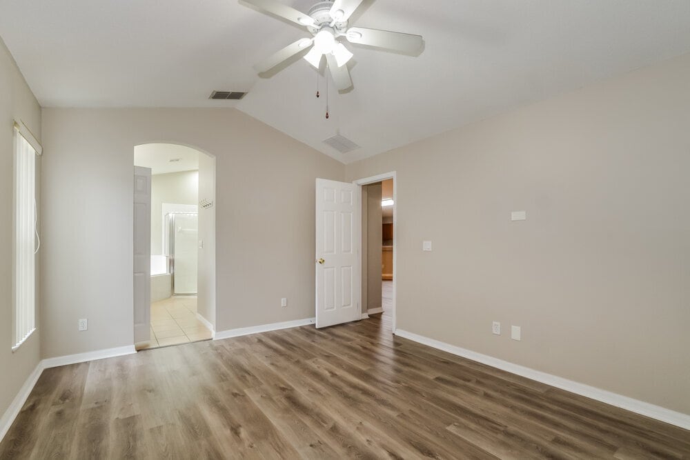 Building Photo - 891 McInnis Ct