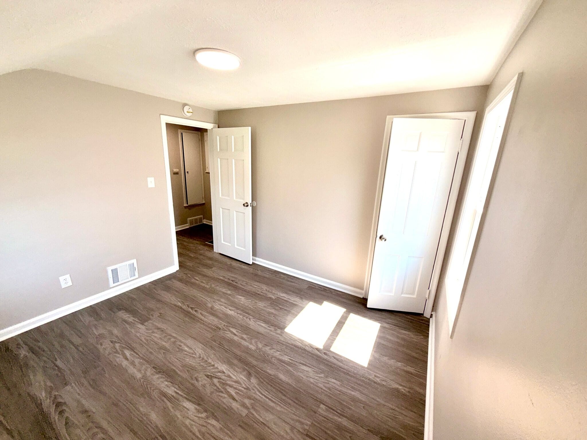 Building Photo - 22079 Rausch Ave