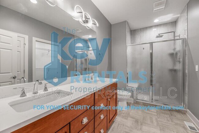 Building Photo - 1352 Creeks Edge Dr