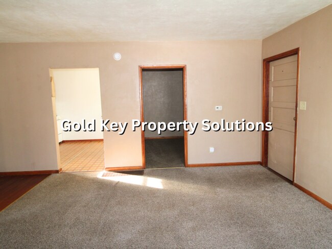 Building Photo - 2930 Fletcher St