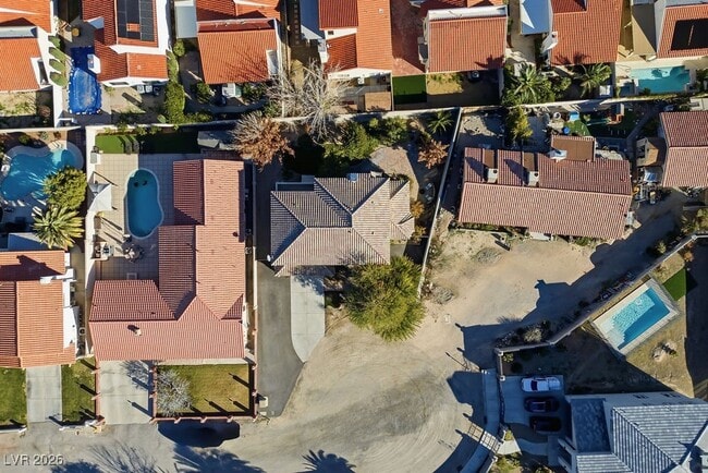 Building Photo - 5130 Amanda Ln