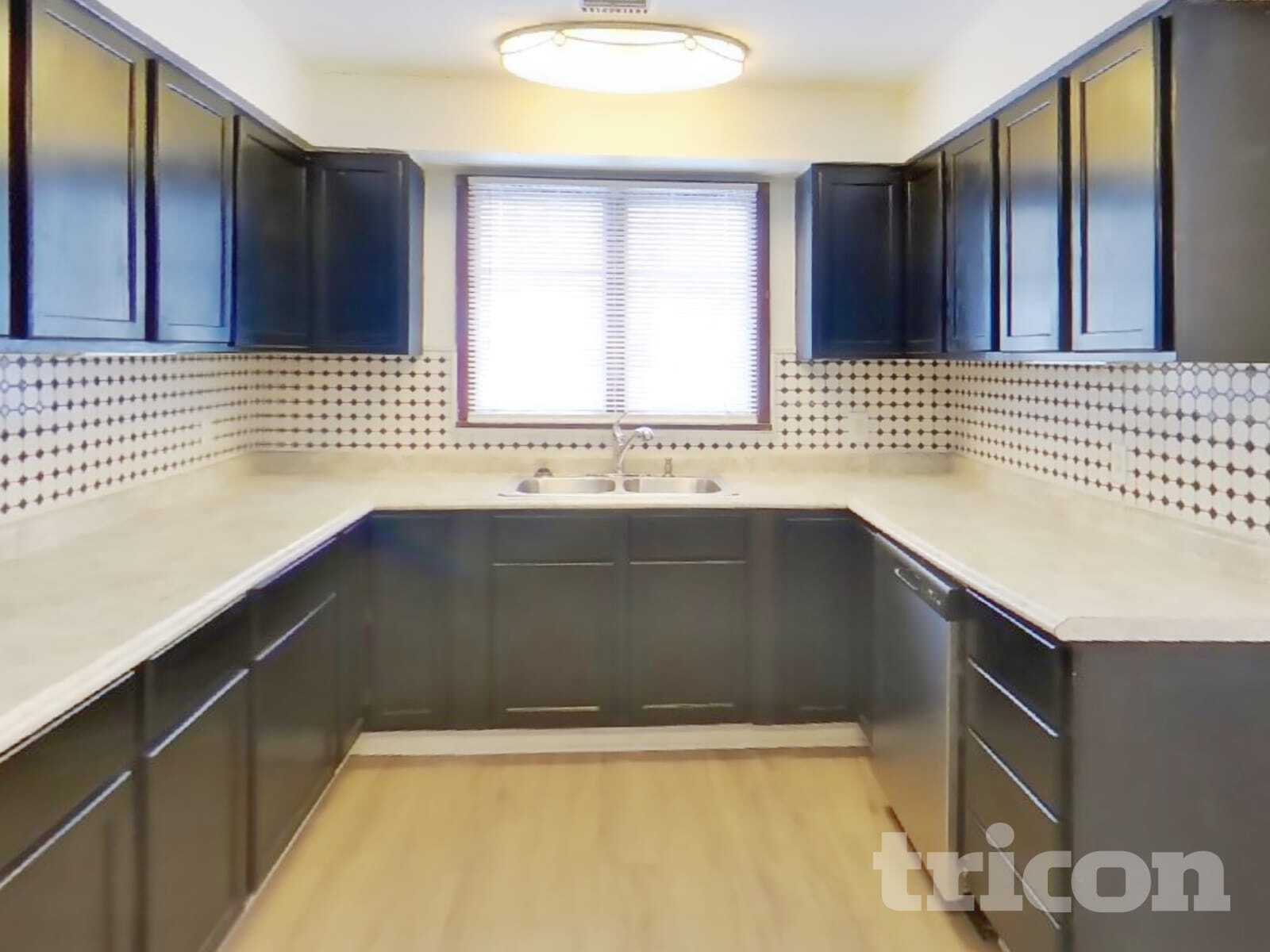 Building Photo - 2414 Garden St