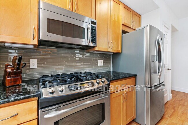 Building Photo - 401 Mason Ct