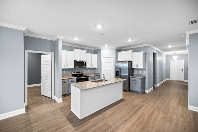 Building Photo - AVAILABLE IN NOVEMBER - Don't miss this op...