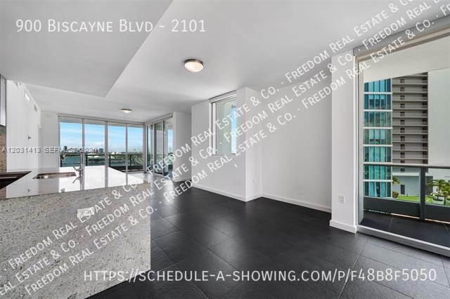 Building Photo - 900 Biscayne Blvd