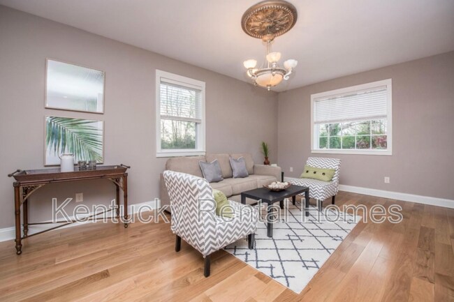 Building Photo - 6722 Athens Boonesboro Rd