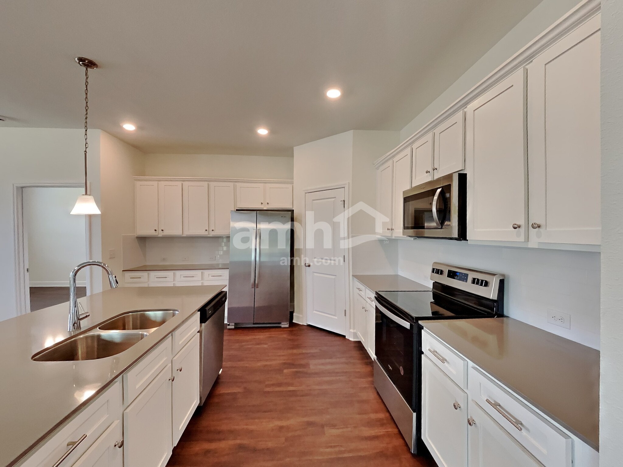 Building Photo - 33855 Thyme Dr