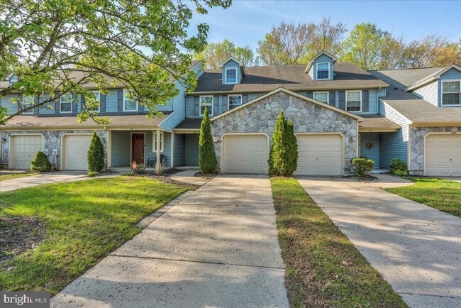 Primary Photo - 506 Hazelwood Ln